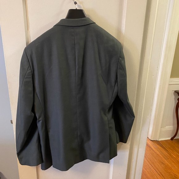 Dark grey suit jacket and pants - Picture 2 of 8